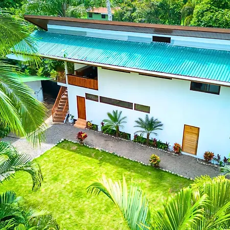 Oceanfront House With Ac, Fast Wifi At Cocles Beachbreak Exterior photo